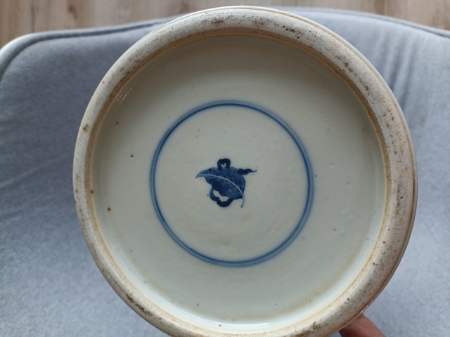 古玩陶瓷灑藍釉觀音瓶真品鑒賞圖