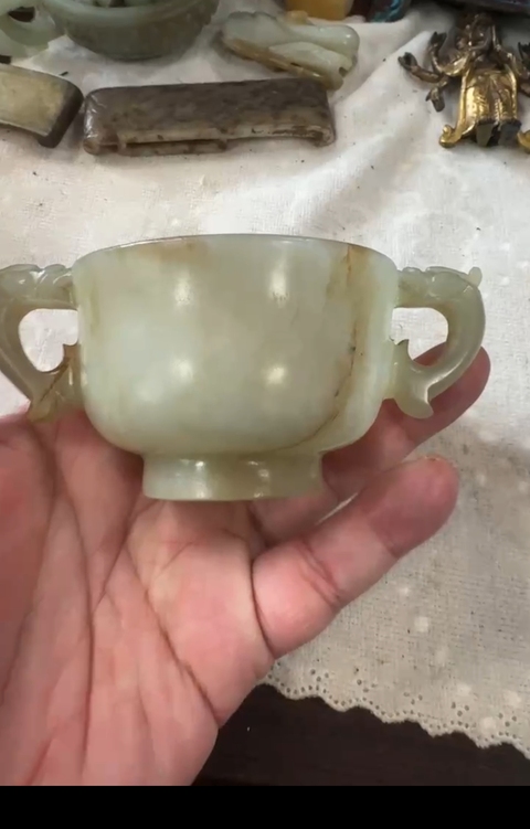 古玩玉器玉杯真品鑒賞圖