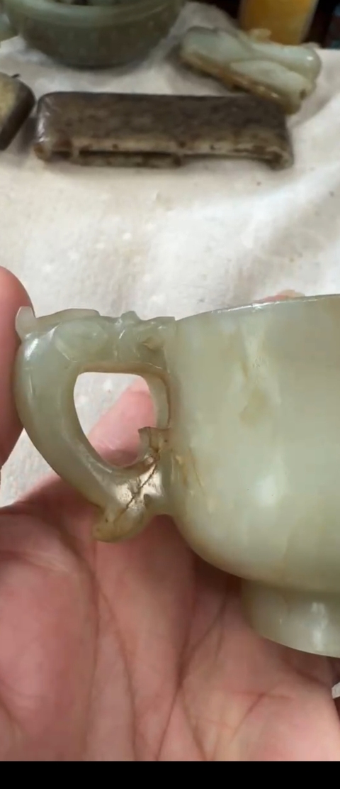 古玩玉器玉杯真品鑒賞圖