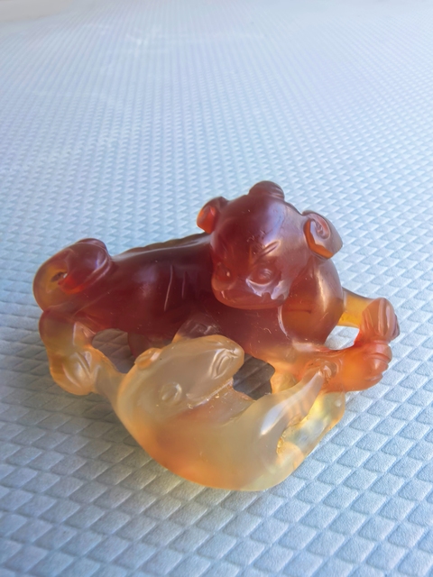 古玩雜項瑪瑙子母瑞獸真品鑒賞圖