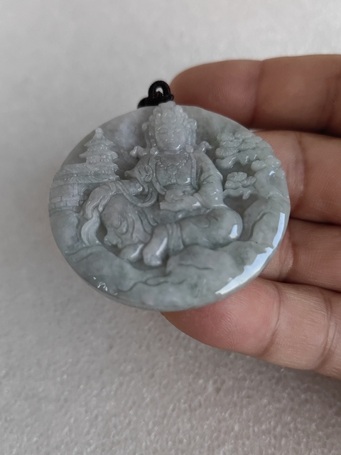 古玩玉器天然翡翠“觀音牌”拍賣,當前價格298元