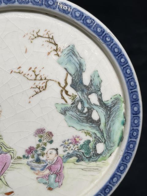 古玩陶瓷粉彩愛菊圖插屏真品鑒賞圖