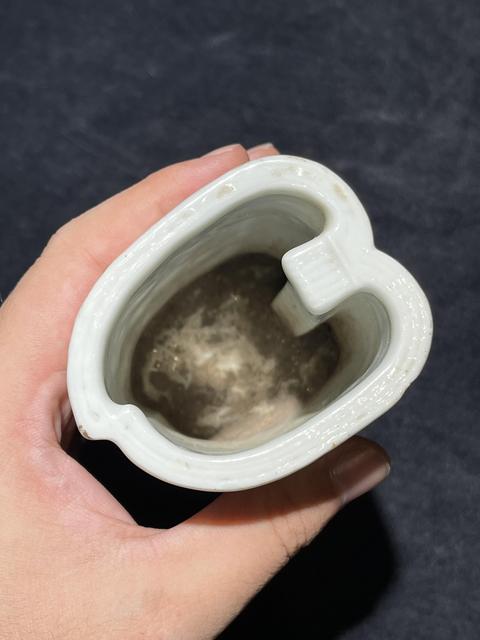 古玩陶瓷粉彩拜石圖筆筒真品鑒賞圖