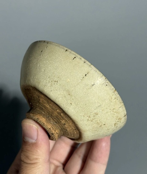 古玩陶瓷鈞窯月白釉茶盞真品鑒賞圖