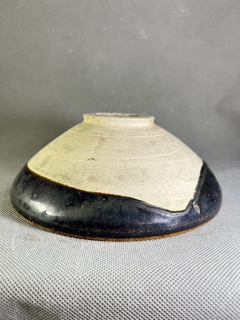 古玩陶瓷耀州窯窯變黑釉大碗真品鑒賞圖