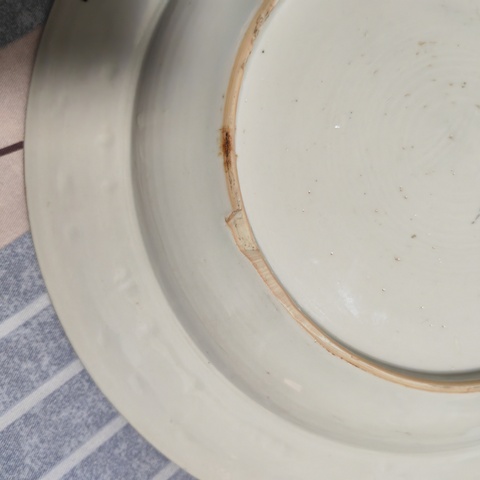 古玩陶瓷青花庭院花卉紋折沿盤真品鑒賞圖