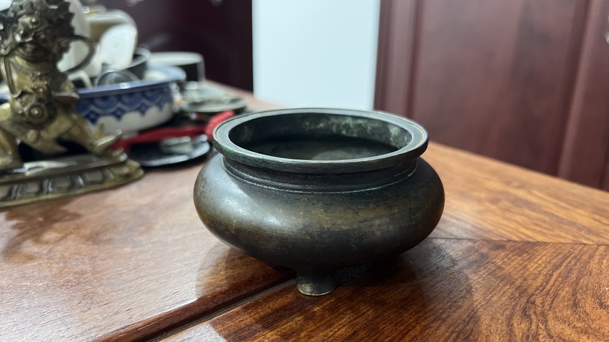 古玩銅器爐子真品鑒賞圖