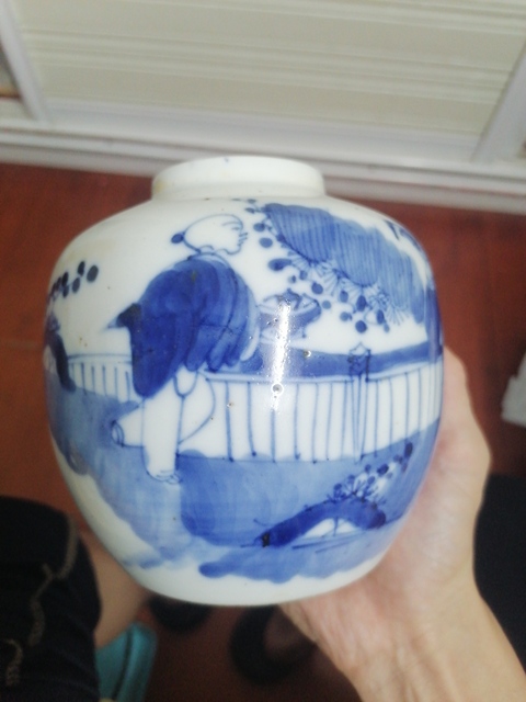 古玩陶瓷人物紋青花罐真品鑒賞圖