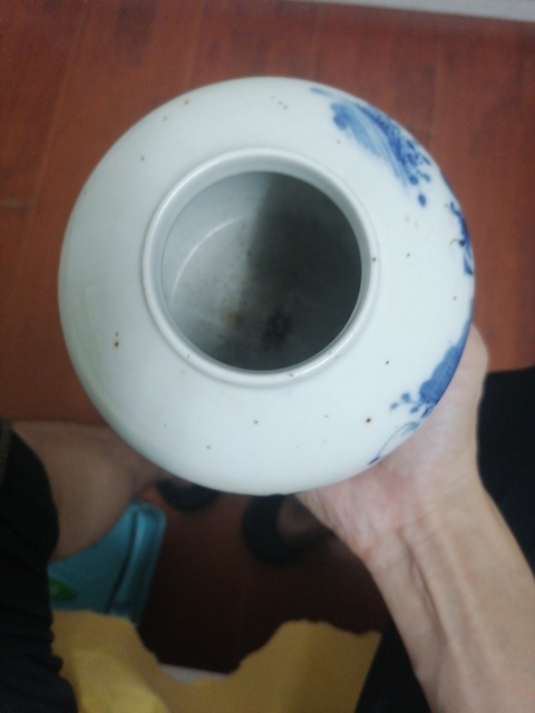 古玩陶瓷人物紋青花罐真品鑒賞圖