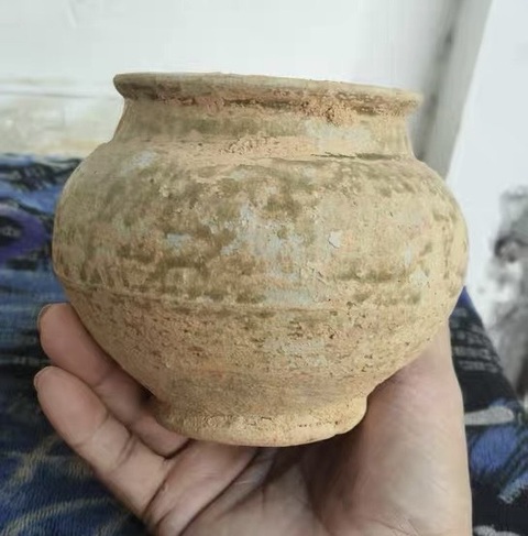 古玩陶瓷兩晉·青瓷罐真品鑒賞圖