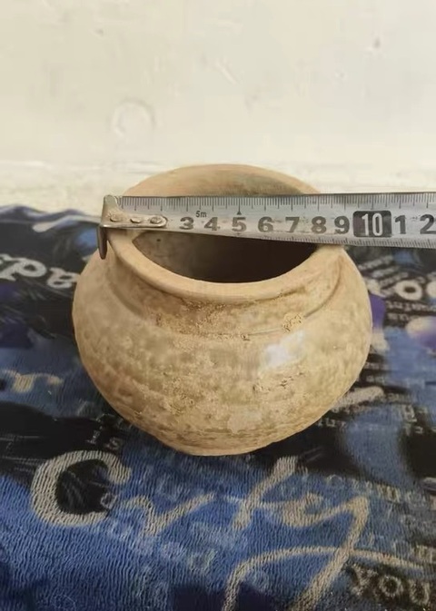 古玩陶瓷兩晉·青瓷罐真品鑒賞圖