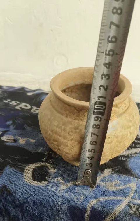 古玩陶瓷兩晉·青瓷罐真品鑒賞圖
