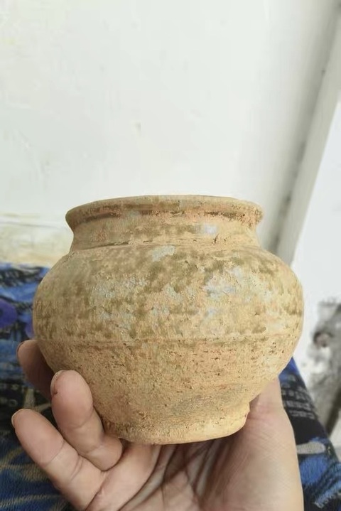 古玩陶瓷兩晉·青瓷罐真品鑒賞圖