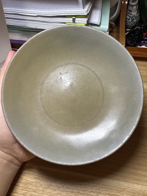 古玩陶瓷北宋龍泉窯蓮瓣盤真品鑒賞圖
