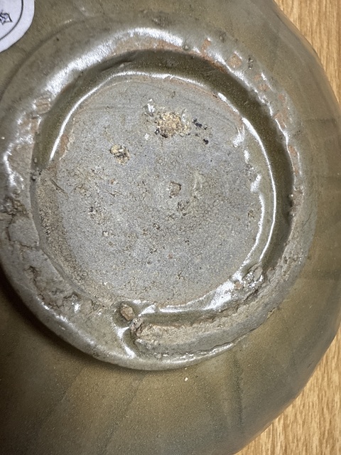 古玩陶瓷北宋龍泉窯蓮瓣盤真品鑒賞圖