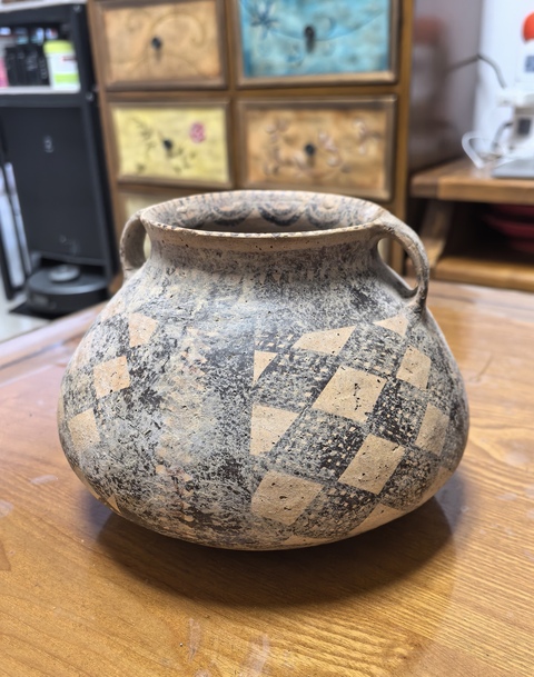 古玩陶瓷彩繪雙耳陶罐真品鑒賞圖
