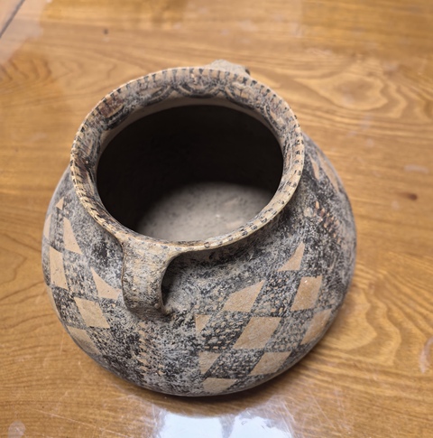 古玩陶瓷彩繪雙耳陶罐真品鑒賞圖