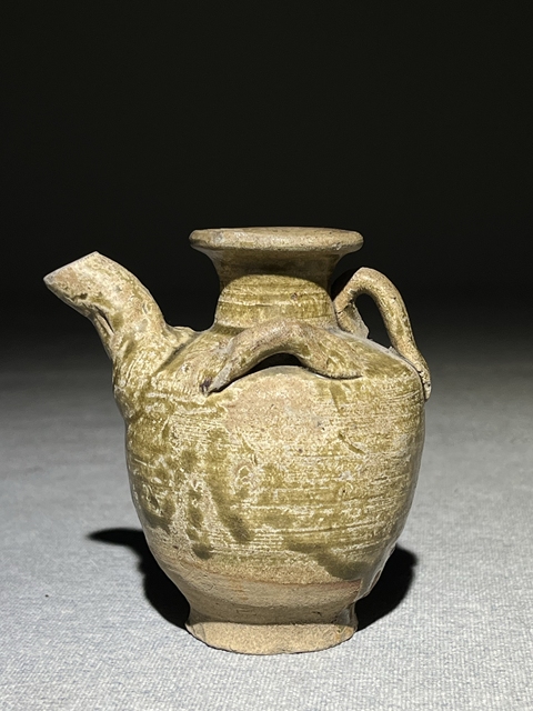 古玩陶瓷青釉小執壺真品鑒賞圖