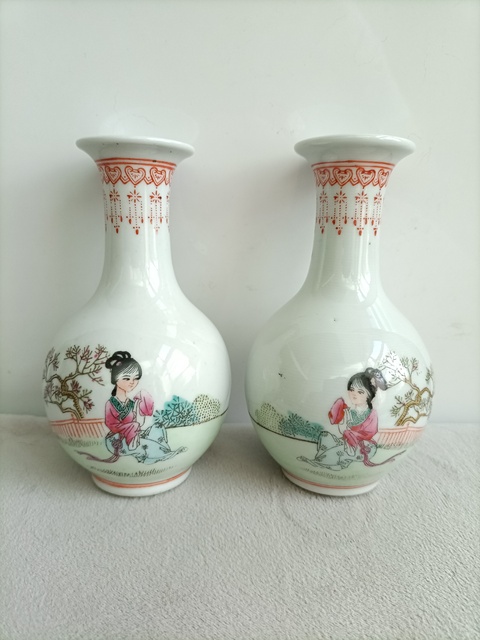 古玩陶瓷粉彩仕女人物紋瓶真品鑒賞圖
