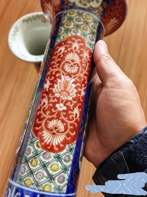 古玩陶瓷青花五彩花觚真品鑒賞圖