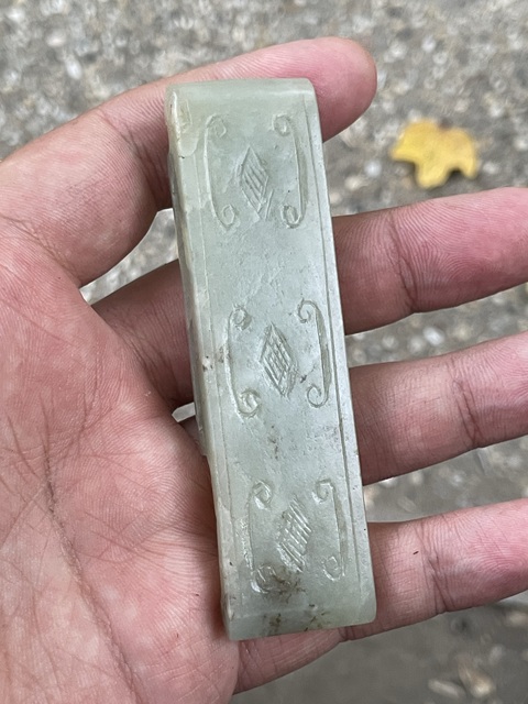 古玩玉器和田玉雕“劍璏”真品鑒賞圖