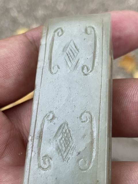 古玩玉器和田玉雕“劍璏”真品鑒賞圖