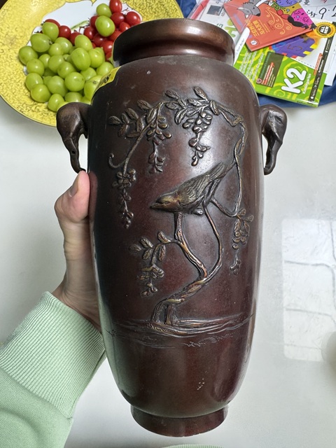 古玩銅器象耳瓶真品鑒賞圖