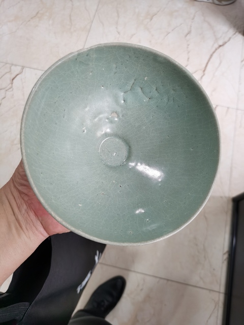 古玩陶瓷高麗青瓷刻花碗真品鑒賞圖