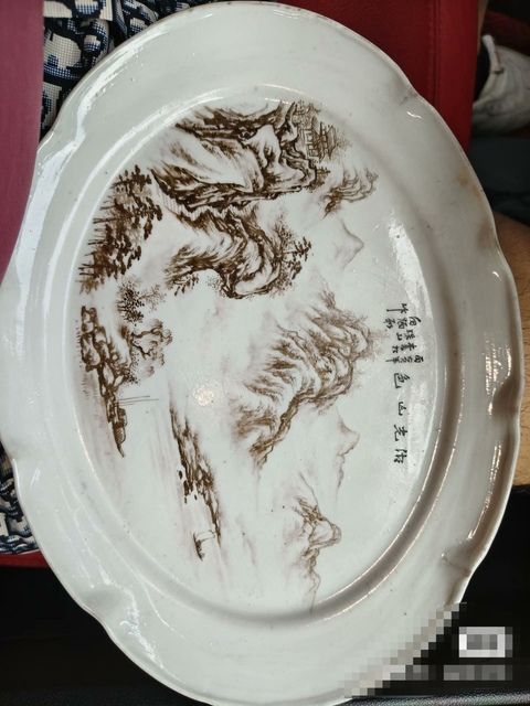 古玩陶瓷向炳和款墨彩山水紋盤真品鑒賞圖