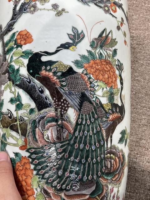 古玩陶瓷花鳥紋瓶真品鑒賞圖