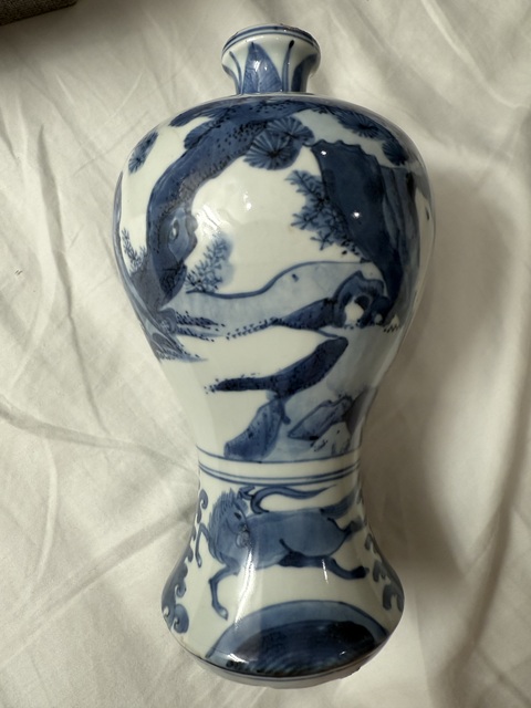 古玩陶瓷明萬歷青花人物故事圖梅瓶真品鑒賞圖