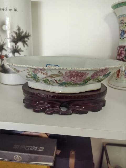 古玩陶瓷淺絳彩花鳥紋海棠型貢盤真品鑒賞圖