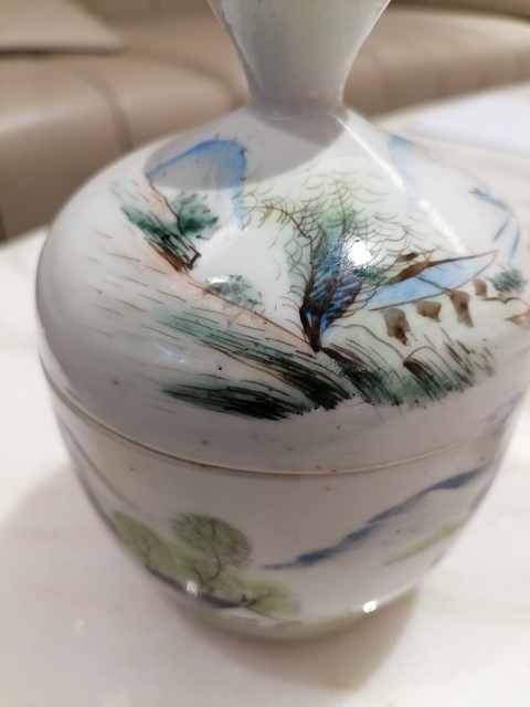 古玩陶瓷粉彩山水人物紋蓋缸真品鑒賞圖