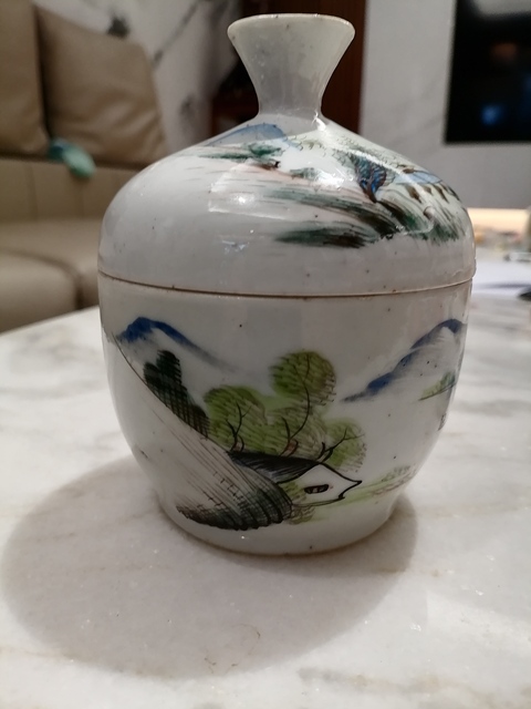古玩陶瓷粉彩山水人物紋蓋缸真品鑒賞圖