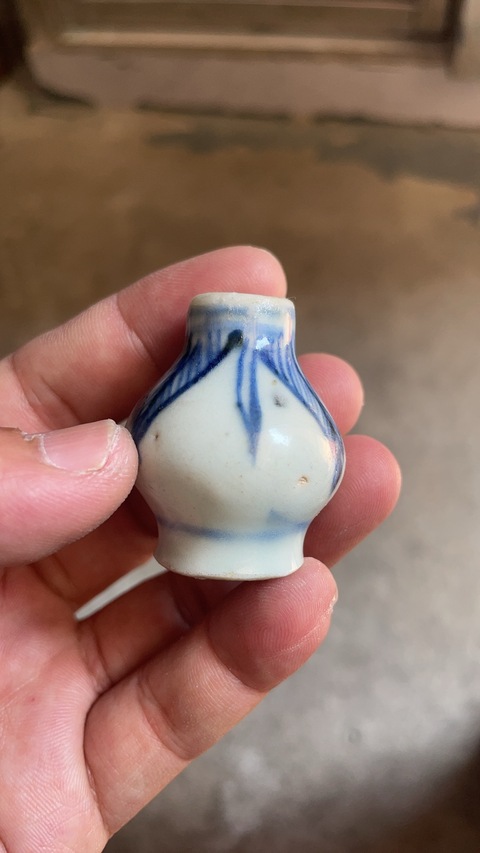古玩陶瓷青花花卉紋水盂真品鑒賞圖