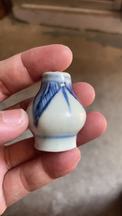 古玩陶瓷青花花卉紋水盂真品鑒賞圖
