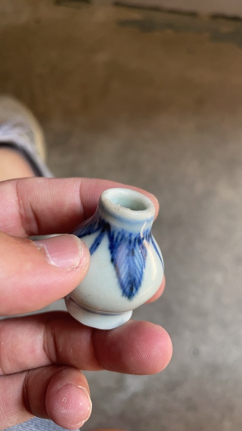 古玩陶瓷青花花卉紋水盂真品鑒賞圖