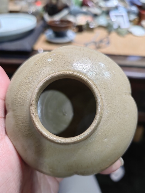 古玩陶瓷青釉瓜棱水盂真品鑒賞圖