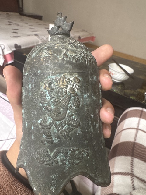 古玩銅器爵杯平安鐘真品鑒賞圖