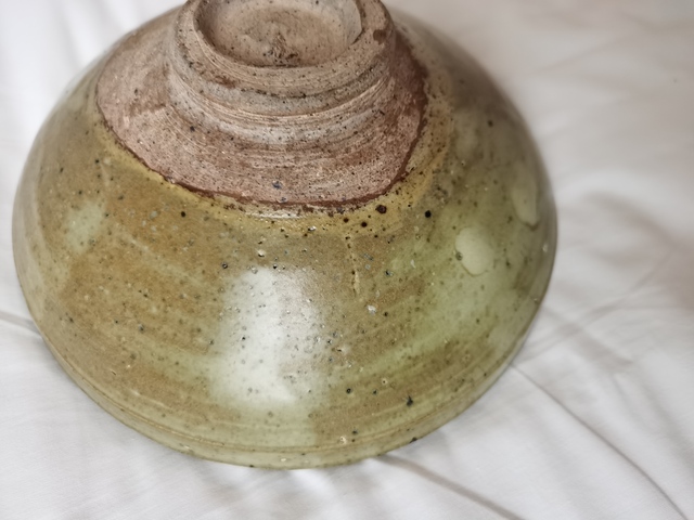 古玩陶瓷鈞窯月白釉碗真品鑒賞圖