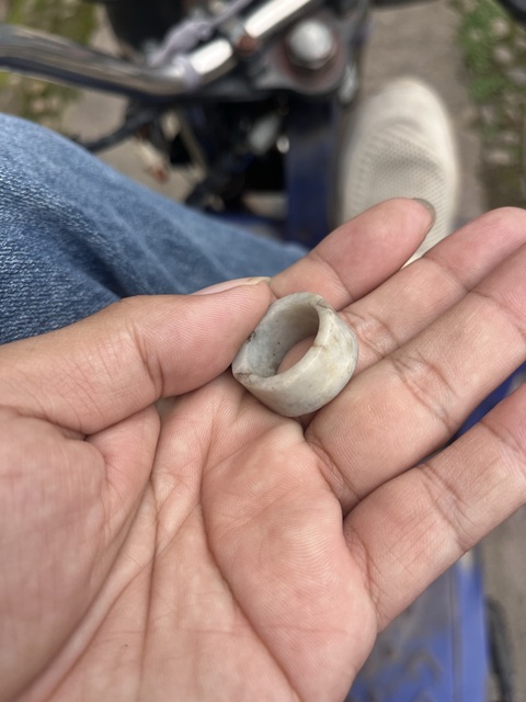 古玩玉器玉戒圈真品鑒賞圖