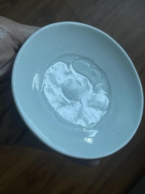 古玩陶瓷青白釉刻花盤真品鑒賞圖