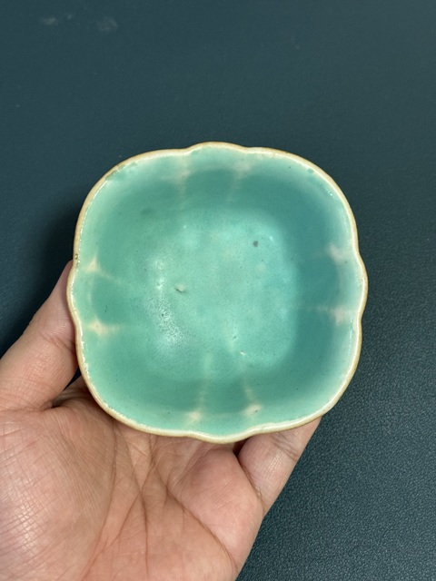 古玩陶瓷花鳥紋粉彩小碗真品鑒賞圖
