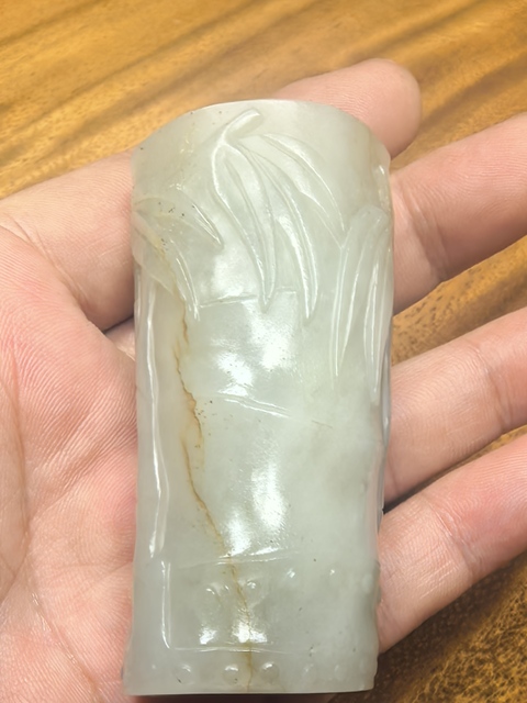 古玩玉器和田玉雕“筆筒”真品鑒賞圖