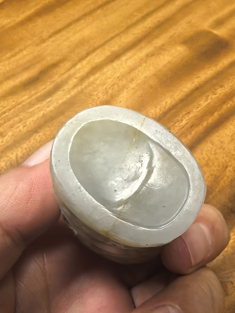 古玩玉器和田玉雕“筆筒”真品鑒賞圖