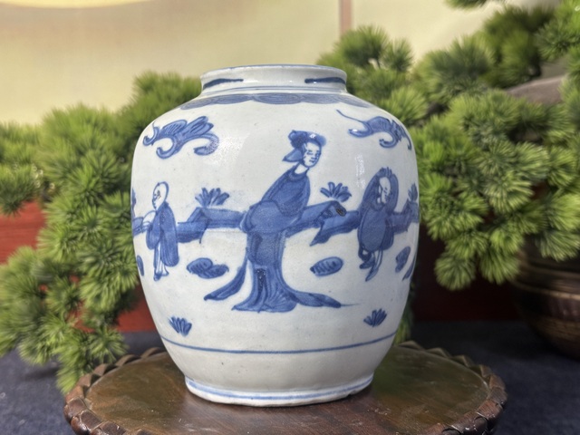 古玩陶瓷明晚期四妃四子罐真品鑒賞圖