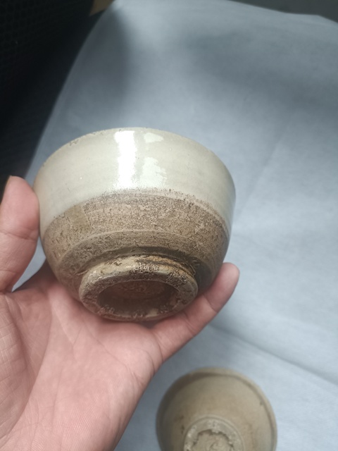 古玩陶瓷元代磁州窯白釉拍賣,當(dāng)前價(jià)格66元