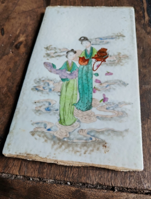 古玩陶瓷粉彩天女散花紋瓷板真品鑒賞圖