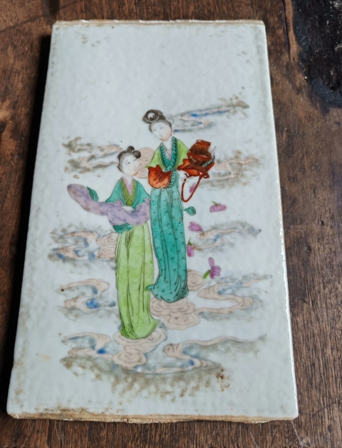 古玩陶瓷粉彩天女散花紋瓷板真品鑒賞圖