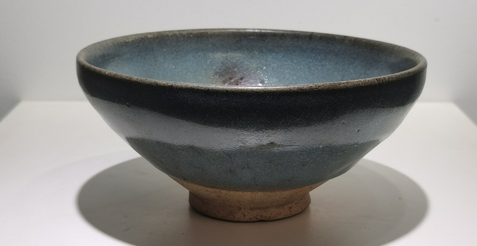 古玩陶瓷鈞窯天藍釉紫斑大碗（帶實物保真卡）拍賣，當前價格20000元